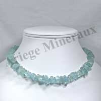 AIGUE MARINE  - Collier Baroque (Gros Morceaux) - 42 cm - M001