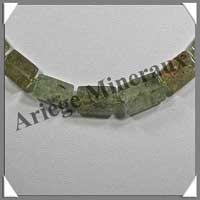 GRENAT VERT - Collier Compos� : Rectangles d�grad�s 6x15 mm - 43 cm - C002