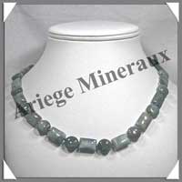 CYMOPHANE ou OEIL DE CHAT - Collier Compos� : Disques et Rectangles - 48 cm - C013