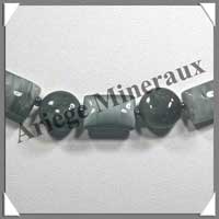 CYMOPHANE ou OEIL DE CHAT - Collier Compos� : Disques et Rectangles - 48 cm - C013
