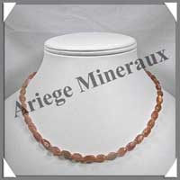 PIERRE de SOLEIL (V�ritable) - Collier Compos� Ovales 6x8 mm - 44 cm - M004
