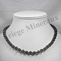 QUARTZ FUME - Collier Perles Facet�es 8 mm - 44 cm - M001