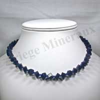 SODALITE - Collier Compos� Cubes 6 mm - 43 cm - A002