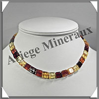 AMBRE - Collier Compos - 4 Couleurs - Carrs de 8 mm - 43 cm - L003