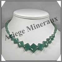 AVENTURINE - Collier Compos - Carrs en Dgrad et Perles 8 mm - 45 cm - M001
