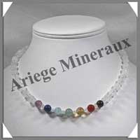 CHAKRAS - Collier 7 Couleurs - Perles 8 et 4 mm - Fermoir Mousqueton Dor