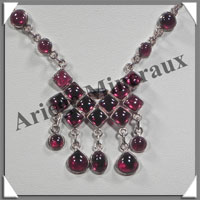 GRENAT Cristallis - Collier Argent - 24 Cabochons - 42 cm - P001
