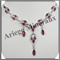 GRENAT Cristallis - Collier Argent - 22 Cabochons - 42 cm - P002