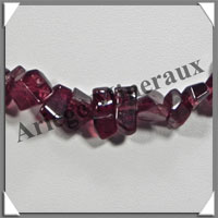 GRENAT - Collier Baroque (Morceaux de 8  15 mm) - 43 cm - M001
