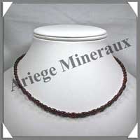 GRENAT - Collier Compos - Perles 4 mm et Olives 10 mm - 44 cm - C002