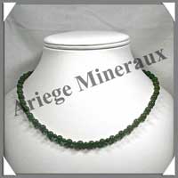 JADE - Collier Perles 4 et 6 mm en altern - 47 cm - C004