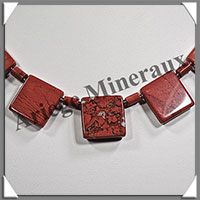 JASPE ROUGE - Collier Compos - 15 Carrs 20x20 mm - 47 cm - M001