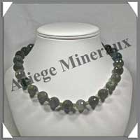 LABRADORITE - Collier Perles Facetes 14 mm - 47 cm - C004