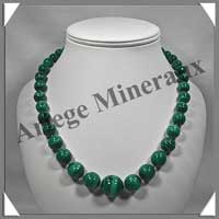 MALACHITE - Collier Perles 8  18 mm en dgrad - 51 cm - M001