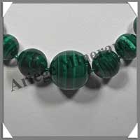 MALACHITE - Collier Perles 8  20 mm en dgrad - 49 cm - M001