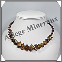 OEIL DE TIGRE - Collier Compos - Carrs de 10  15 mm en dgrad - 41 cm - C001