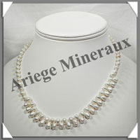 PERLES BLANCHES - Collier Gouttes Inverses - 44 cm - N001