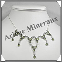 PERIDOT Cristallis - Collier Argent - 26 Cabochons Facets - 42 cm - P005