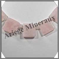 QUARTZ ROSE - Collier Compos - 5 Carrs 20x20 mm et Perles 6 mm en dgrad - 46 cm - M001
