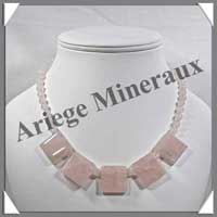 QUARTZ ROSE - Collier Compos - 5 Carrs 20x20 mm et Perles 6 mm en dgrad - 43 cm - M004