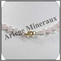 QUARTZ ROSE - Collier Compos - 5 Carrs 20x20 mm et Perles 6 mm en dgrad - 43 cm - M004