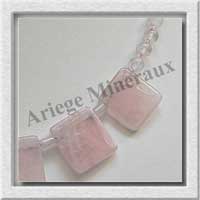 QUARTZ ROSE - Collier Compos - 5 Carrs 20x20 mm et Perles 6 mm en dgrad - 48 cm - M009