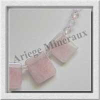 QUARTZ ROSE - Collier Compos - 5 Carrs 20x20 mm et Perles 6 mm en dgrad - 48 cm - M010