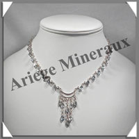 TOPAZE BLEUE Cristallise - Collier Argent - 28 Cabochons Facets - 42 cm - P001